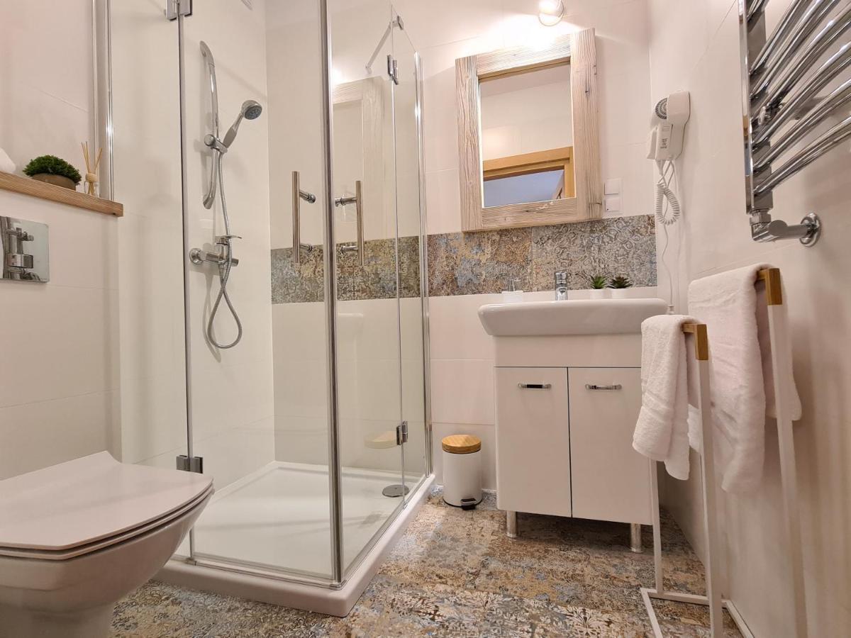 Gosciniec Ilzanka Bed & Breakfast Bagian luar foto